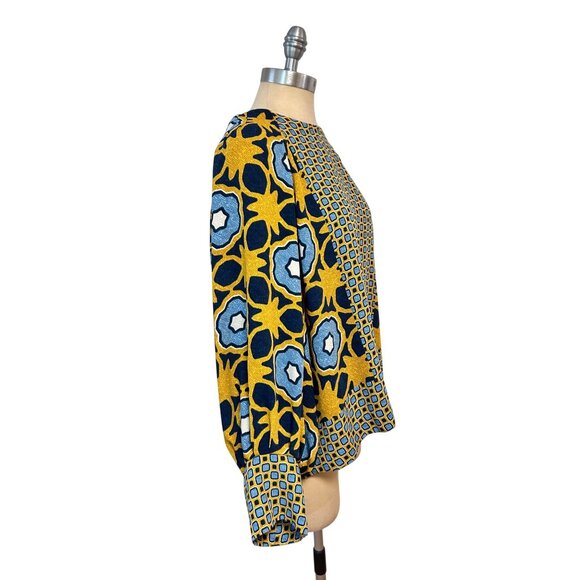 Chicos Gold Blue Geometric Print Pintuck Top 3.5 XL - Picture 5 of 8